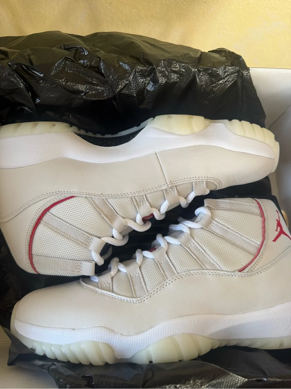 NEW Air Jordan 11 Retro in Platinum Tint and University Red